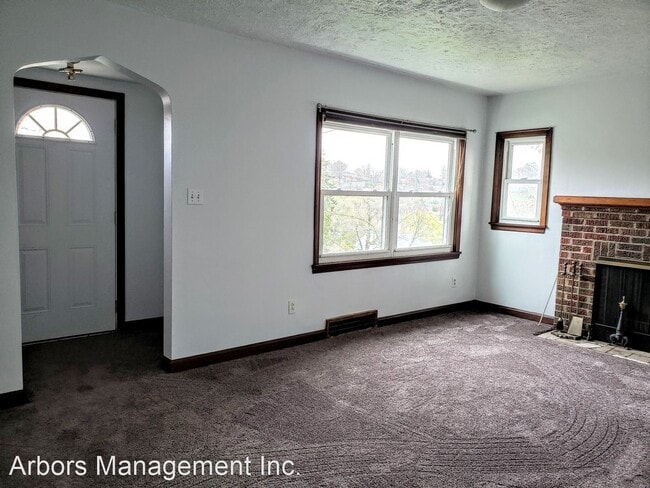 Building Photo - 3 br, 2.5 bath House - 4764 Doyle Road