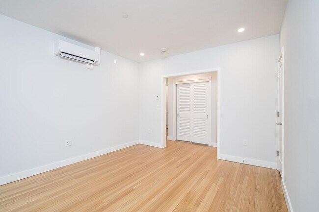 Foto del edificio - 17 Forest St