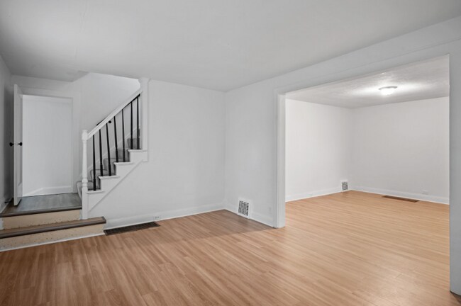 Building Photo - 1517 D St