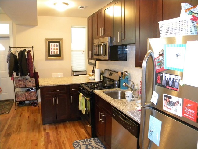 Foto del edificio - 1316 N Wood St