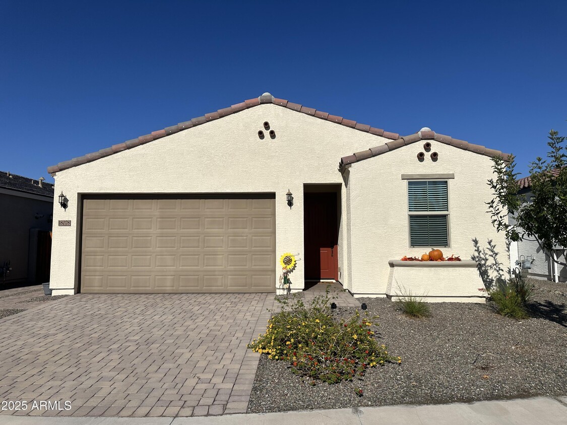 Primary Photo - 18078 W Amber Ridge Way