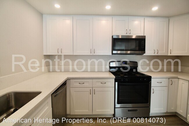Building Photo - 3 br, 2 bath House - 10246 Norma Gardens D...