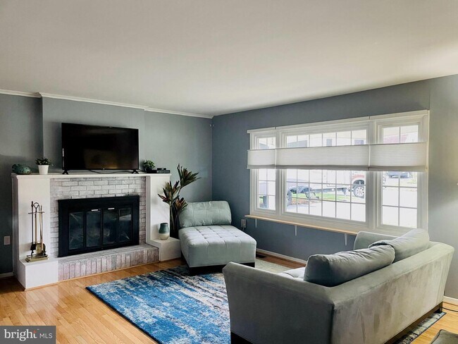 Foto del edificio - 2831 Sudberry Ln