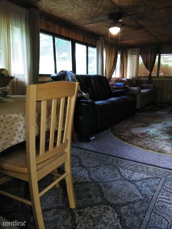Foto del edificio - 1 br, 1 bath House - 97 1st ST