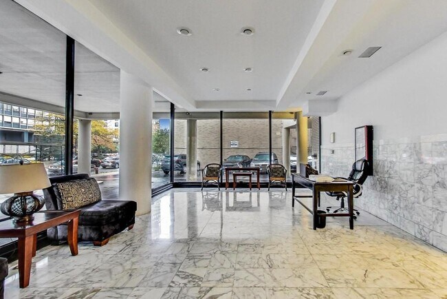 Foto del edificio - 5740 N Sheridan Rd