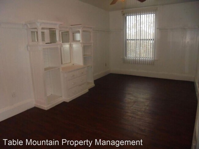 Building Photo - 1 br, 1 bath Apartment - 1330 Huntoon St