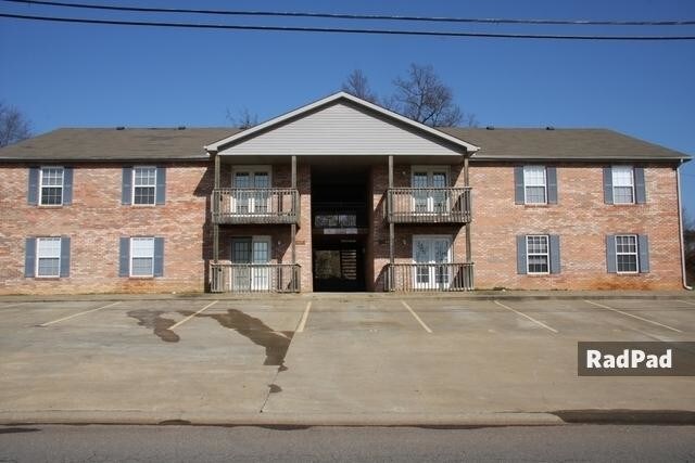 Building Photo - 1263 Parkway Pl
