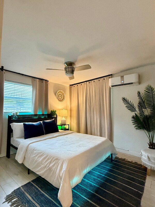 Foto del edificio - 11930 105 Ln N