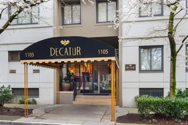 Highly desirable Decatur building. Live i... - Highly desirable Decatur building.  Live i... House