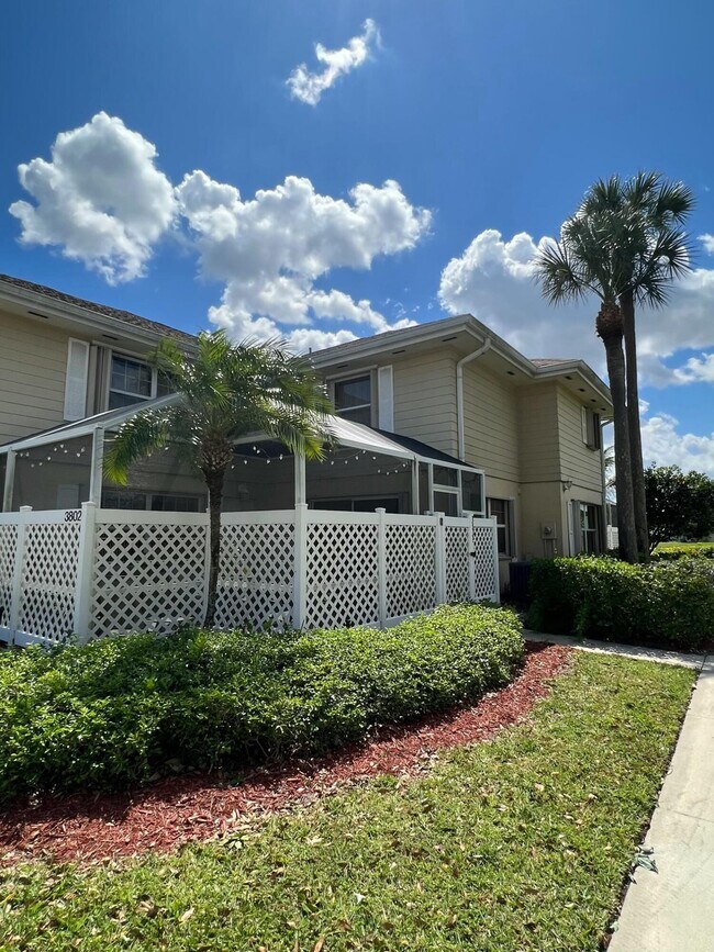 Building Photo - 3802 Medford Ct