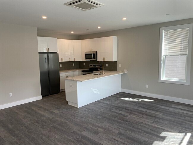 Foto del edificio - 32 Norwood St