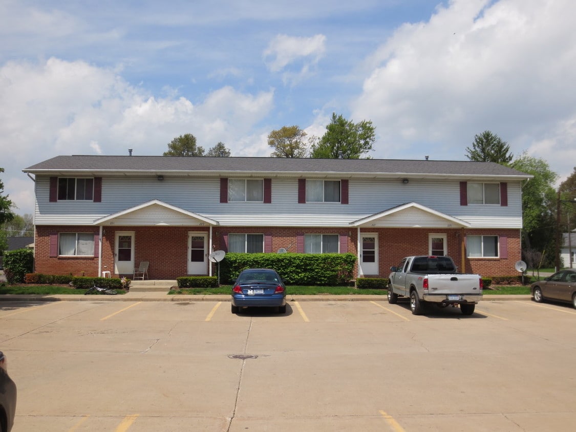 Primary Photo - 211 N Dexter St