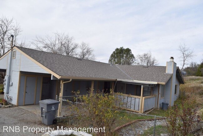 Building Photo - 2 br, 1 bath House - 3519 Koa Way
