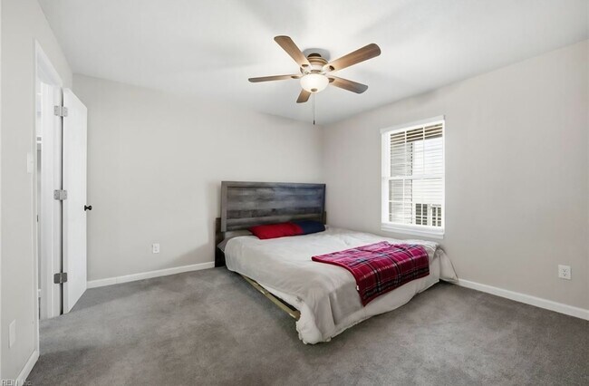 Foto del edificio - 513 Peak Ct