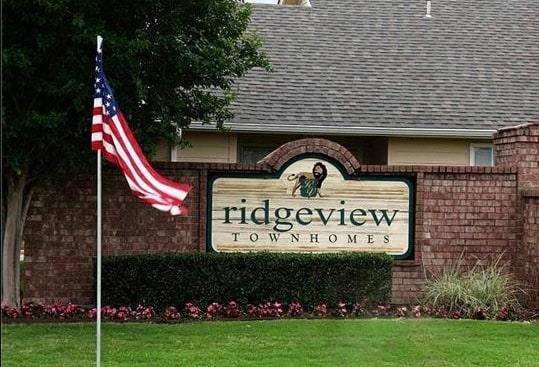 Building Photo - Ridgeview Townhomes