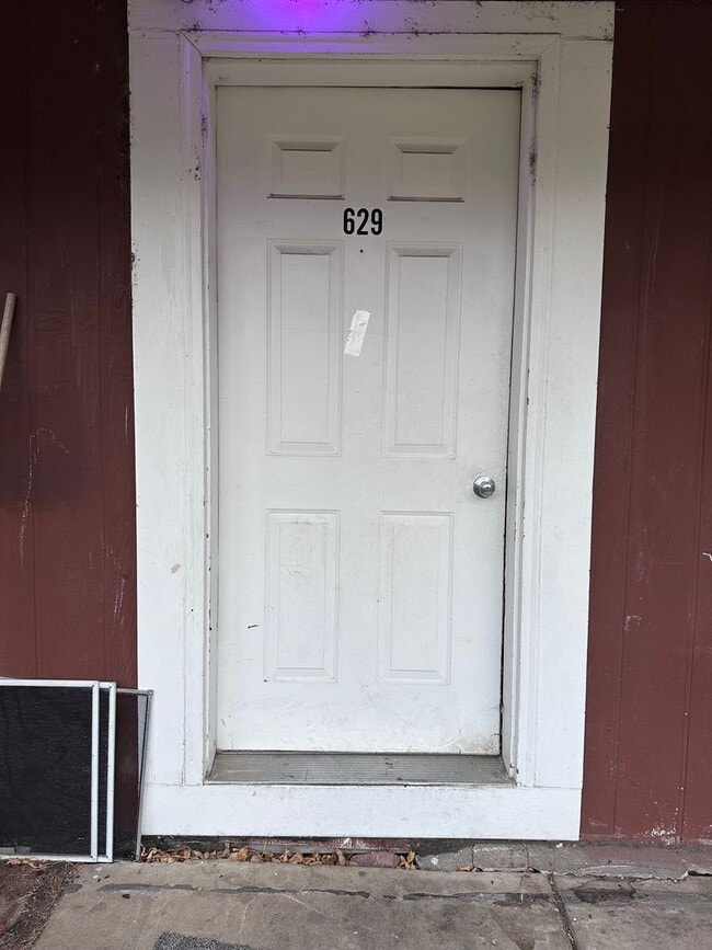 Building Photo - 629/631 Park Avenue