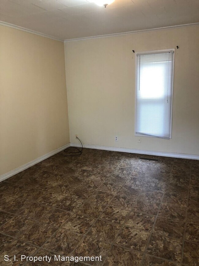 Foto del edificio - 3 br, 2 bath House - 700 E. Matthews