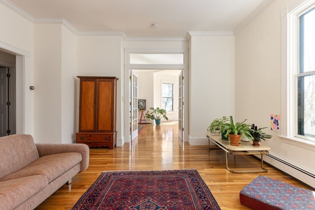 Primary Photo - 40 Dartmouth St