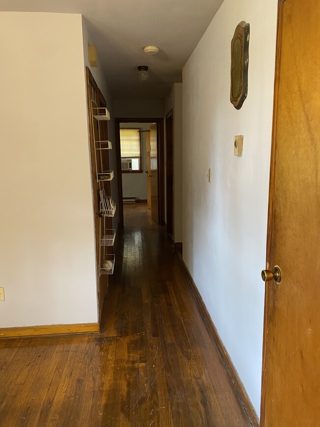 Hallway 1 - 4212 Ellington Ave