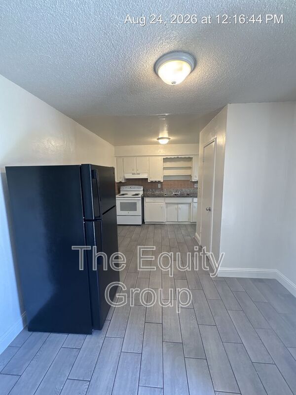 Foto del edificio - 352 S Blackstone St