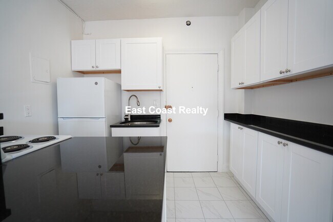 Foto del edificio - 1223 Beacon St