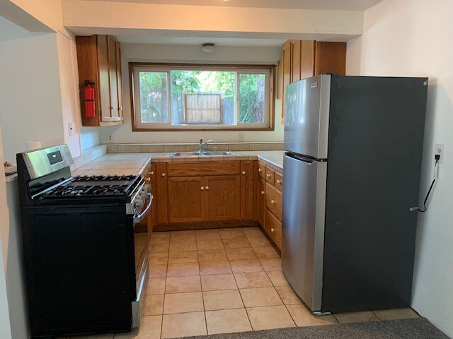 Foto del edificio - 1165 Hobart St