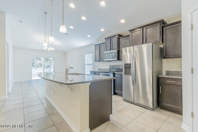 Foto del edificio - 95241 Tanglewood Dr