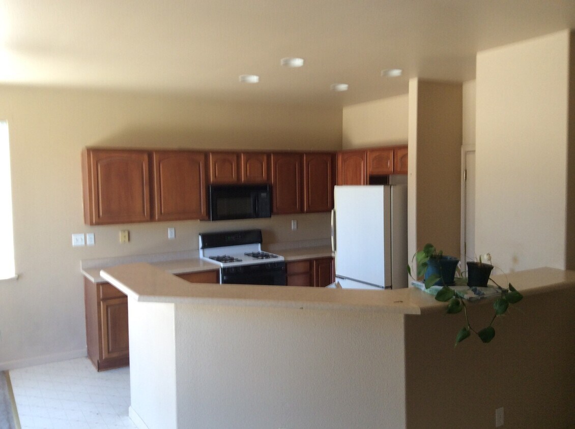 Foto del edificio - North Valley's 3 bedroom house.