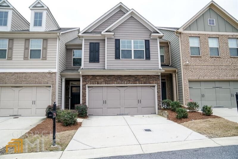 Foto principal - 2393 Whiteoak Bend