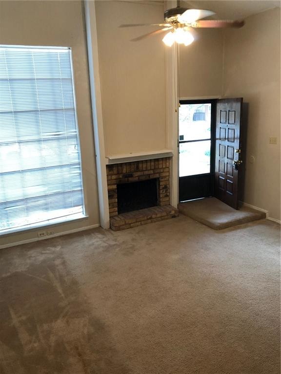 Building Photo - 2635 Santiago Cir