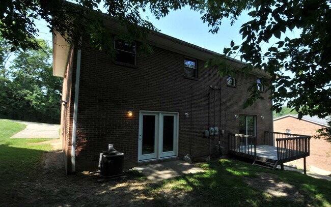 Foto del edificio - 32 Kyles Ln