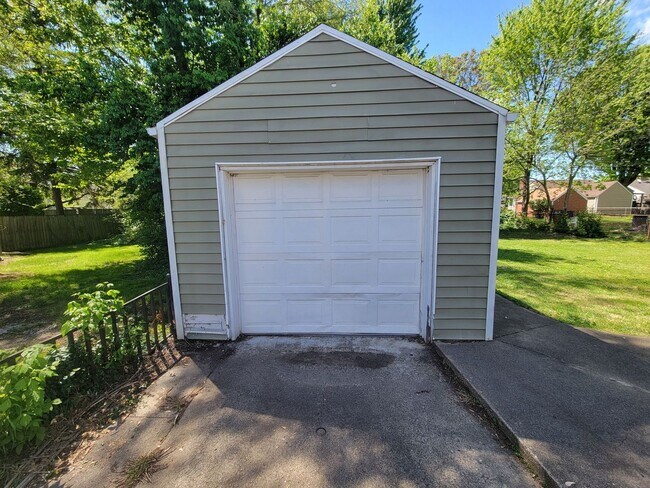 Foto del edificio - 1602 Carolina St 2BR/1BA (Middletown)