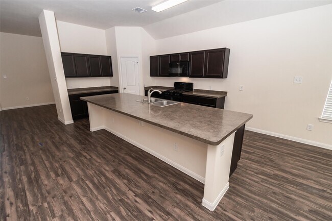 Foto del edificio - 29607 Clover Shore Dr