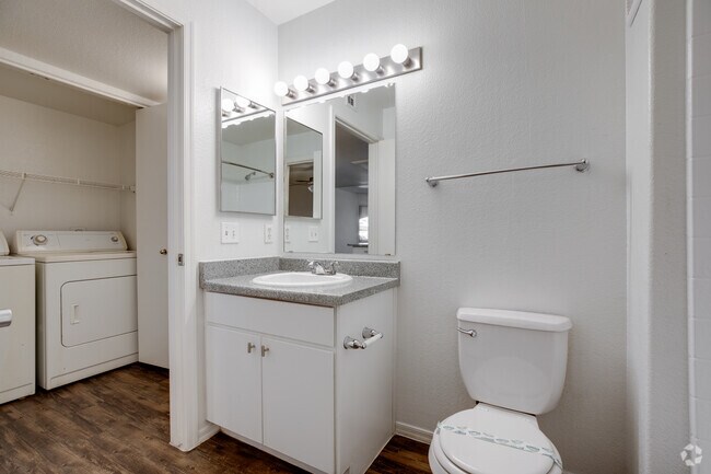 2BR, 2BA - 1,040 SF - Sun Terrace Apartments