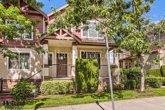 Building Photo - Fantastic Portland Townhouse!!! *** 1 Appl...