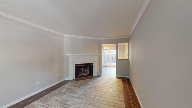 Foto del edificio - 3280 Heathstead Pl