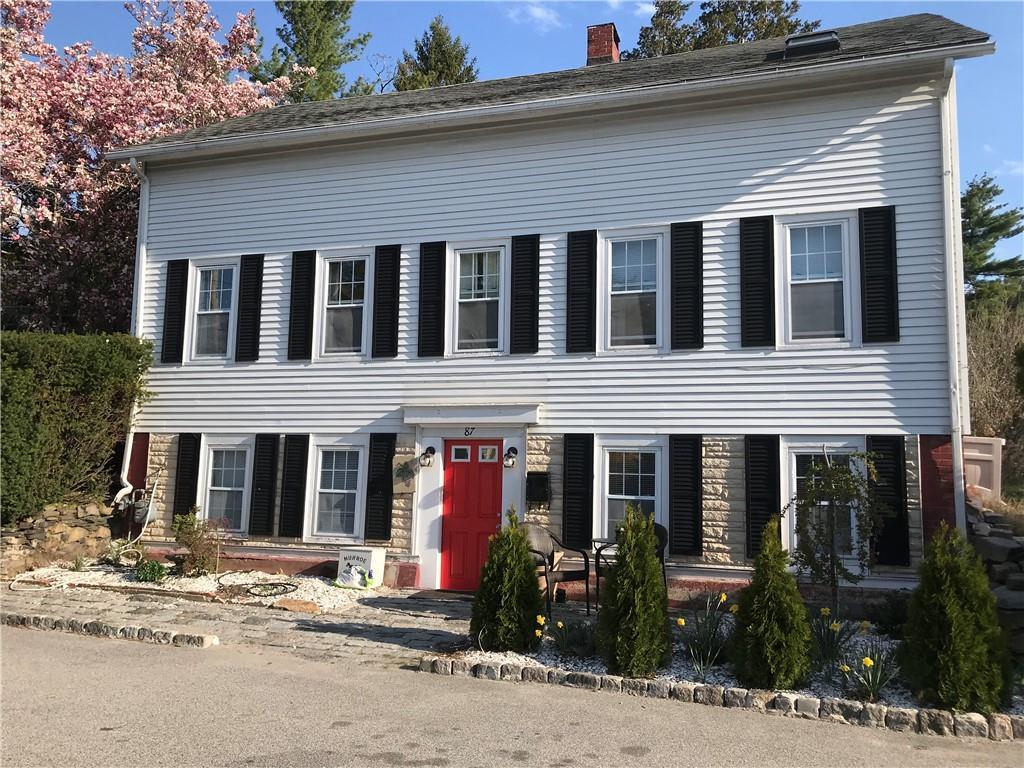 87 Ladd St, East Greenwich, RI 02818 Room for Rent in East Greenwich