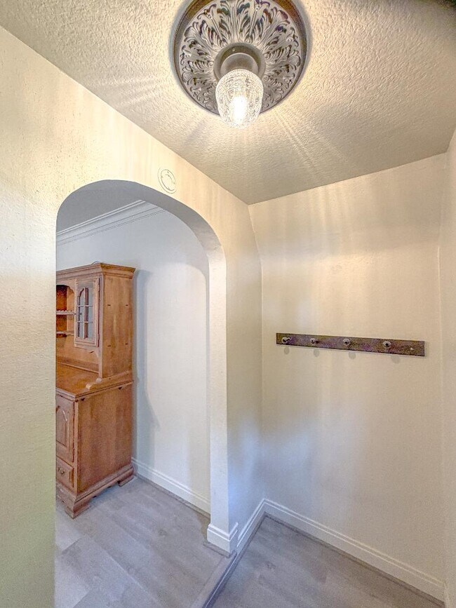 Foto del edificio - 220 8th St
