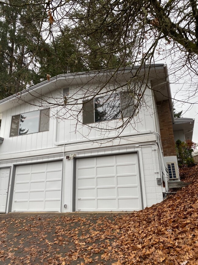 Building Photo - 1890 W 25th Ave