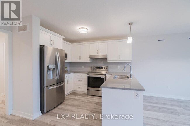 Building Photo - 150 Empire Pky