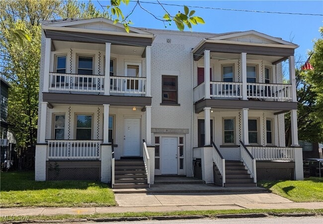 Foto del edificio - 1463 W 84th St