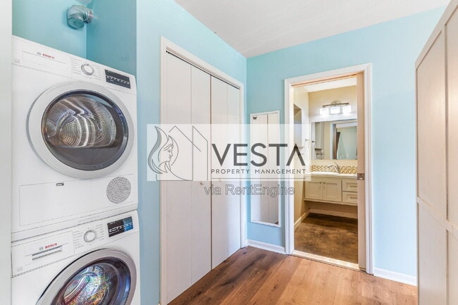 Foto del edificio - 10 Wellspring Ln