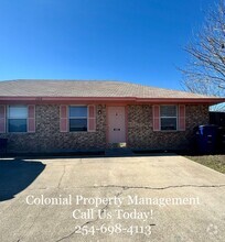 Building Photo - 106 Horseshoe Dr
