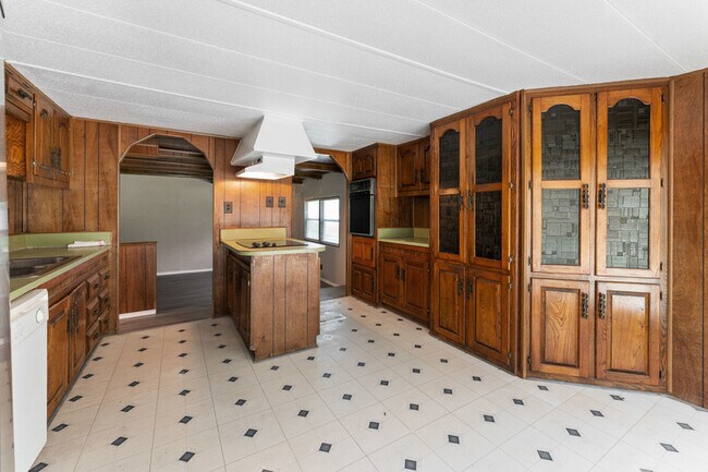 Foto del edificio - 112 Queenswood Dr