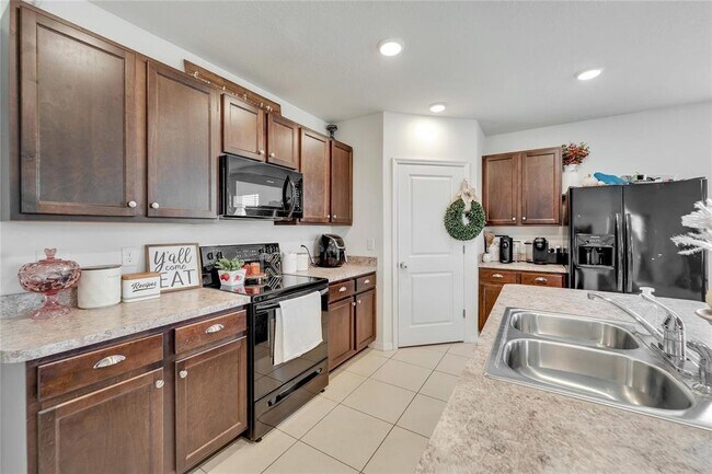 Foto del edificio - 3250 S Northview Rd