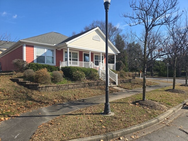 Building Photo - 3 Bed 2 bath house Right off of Rosewood, Walking distance to USC Events and Stadium