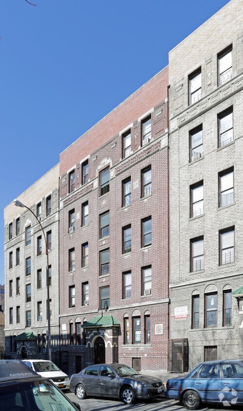 Foto del edificio - 2605 Bainbridge Ave