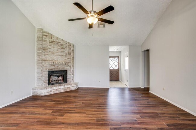 Foto del edificio - 13419 Rampchester Ln