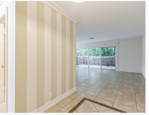 Foto del edificio - 415 Pine Tree Ct
