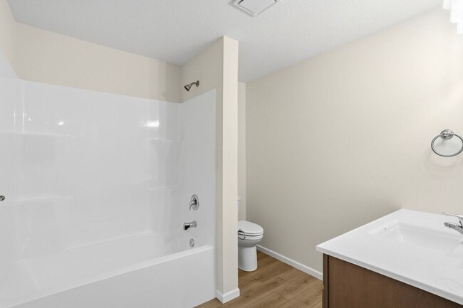 Building Photo - 4919-4921 Silver Mill Dr.